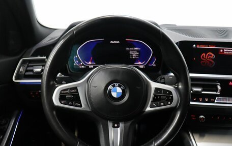 BMW 3 серия, 2019 год, 3 390 000 рублей, 15 фотография