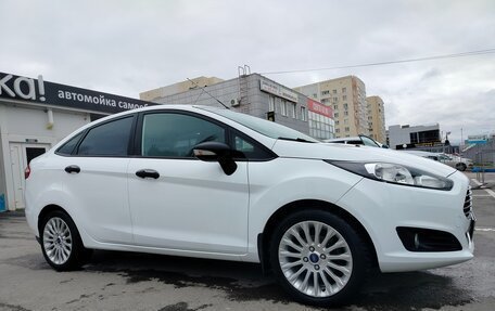 Ford Fiesta, 2015 год, 810 000 рублей, 3 фотография