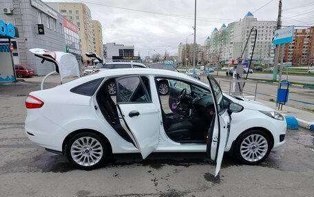 Ford Fiesta, 2015 год, 810 000 рублей, 8 фотография