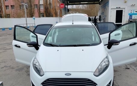 Ford Fiesta, 2015 год, 810 000 рублей, 9 фотография