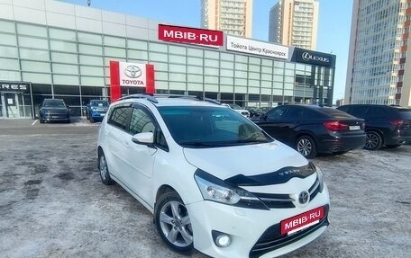 Toyota Verso I, 2014 год, 1 850 000 рублей, 2 фотография