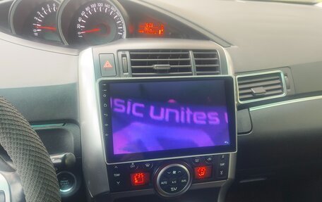 Toyota Verso I, 2014 год, 1 850 000 рублей, 14 фотография