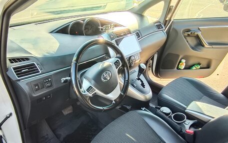 Toyota Verso I, 2014 год, 1 850 000 рублей, 13 фотография