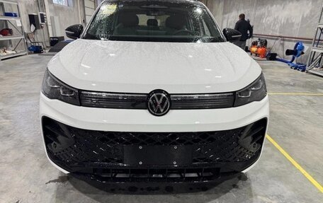 Volkswagen Tiguan, 2026 год, 4 123 000 рублей, 2 фотография
