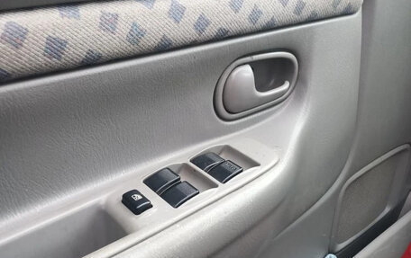 Mazda Demio III (DE), 2000 год, 250 000 рублей, 2 фотография