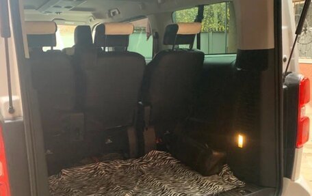 Peugeot Traveller I, 2021 год, 3 000 000 рублей, 4 фотография