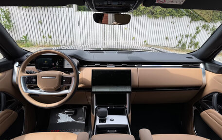 Land Rover Range Rover IV рестайлинг, 2025 год, 19 550 000 рублей, 15 фотография