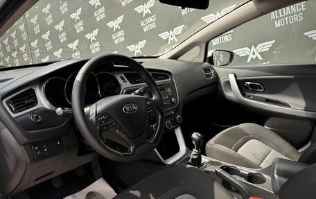 KIA cee'd III, 2015 год, 990 000 рублей, 10 фотография