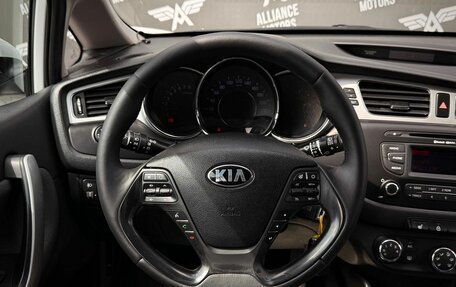 KIA cee'd III, 2015 год, 990 000 рублей, 16 фотография