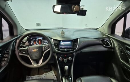 Chevrolet Trax, 2021 год, 1 030 000 рублей, 7 фотография