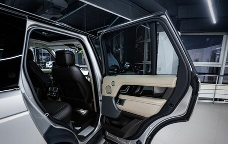 Land Rover Range Rover IV рестайлинг, 2019 год, 7 945 000 рублей, 15 фотография