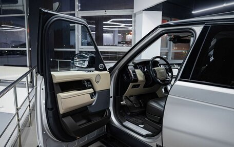 Land Rover Range Rover IV рестайлинг, 2019 год, 7 945 000 рублей, 18 фотография