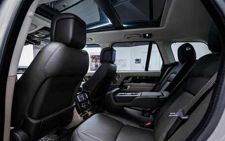 Land Rover Range Rover IV рестайлинг, 2019 год, 7 945 000 рублей, 22 фотография