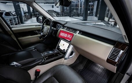 Land Rover Range Rover IV рестайлинг, 2019 год, 7 945 000 рублей, 24 фотография