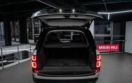 Land Rover Range Rover IV рестайлинг, 2019 год, 7 945 000 рублей, 14 фотография