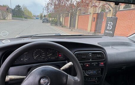 Nissan Primera II рестайлинг, 1990 год, 199 000 рублей, 16 фотография