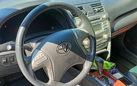 Toyota Camry, 2009 год, 1 300 000 рублей, 7 фотография