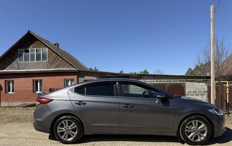 Hyundai Elantra VI рестайлинг, 2016 год, 1 560 000 рублей, 3 фотография