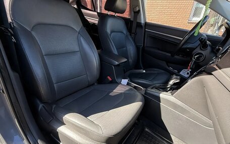 Hyundai Elantra VI рестайлинг, 2016 год, 1 560 000 рублей, 21 фотография