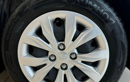 Hyundai Solaris II рестайлинг, 2017 год, 1 338 000 рублей, 25 фотография