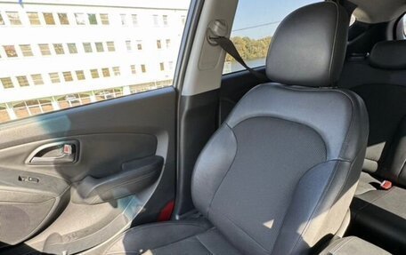 Hyundai ix35 I рестайлинг, 2013 год, 1 450 000 рублей, 18 фотография