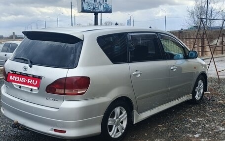 Toyota Ipsum II, 2001 год, 525 000 рублей, 3 фотография