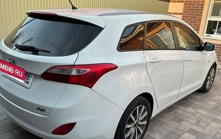 Hyundai i30 II рестайлинг, 2013 год, 820 000 рублей, 4 фотография