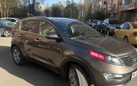 KIA Sportage III, 2011 год, 1 000 000 рублей, 2 фотография
