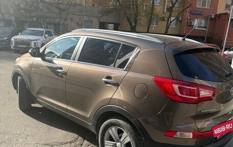 KIA Sportage III, 2011 год, 1 000 000 рублей, 4 фотография