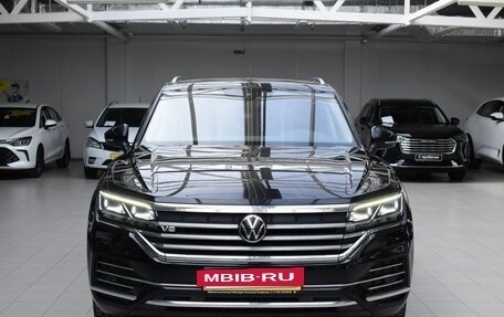 Volkswagen Touareg III, 2021 год, 5 799 000 рублей, 2 фотография