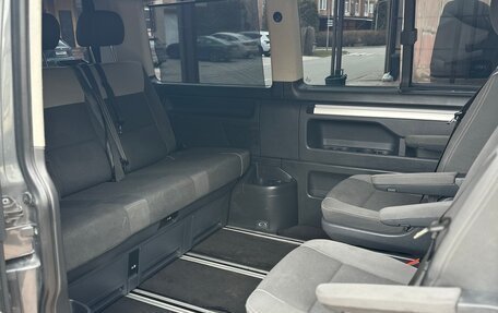 Volkswagen Multivan T5, 2012 год, 2 649 000 рублей, 9 фотография