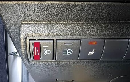 Toyota Corolla, 2022 год, 1 210 998 рублей, 10 фотография