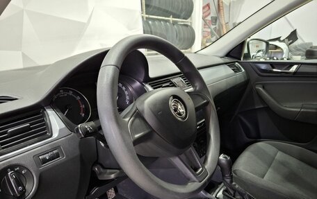 Skoda Rapid I, 2018 год, 1 450 000 рублей, 24 фотография