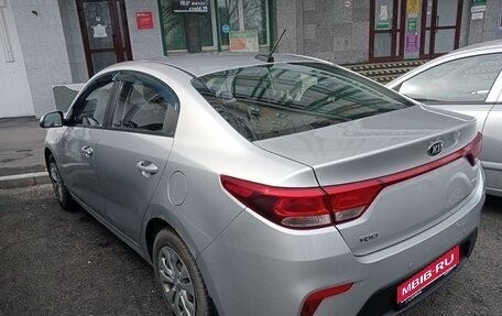 KIA Rio IV, 2017 год, 1 000 000 рублей, 1 фотография