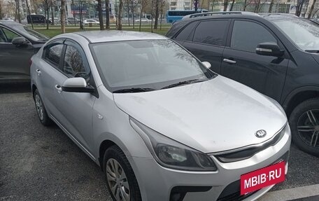 KIA Rio IV, 2017 год, 1 000 000 рублей, 7 фотография