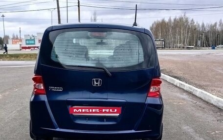 Honda Freed I, 2009 год, 850 000 рублей, 3 фотография