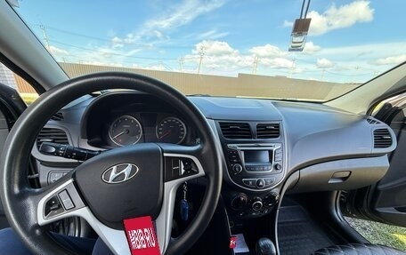 Hyundai Solaris II рестайлинг, 2014 год, 680 000 рублей, 11 фотография