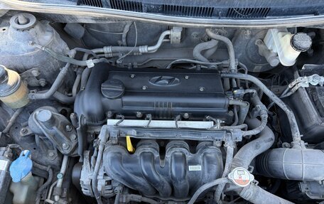 Hyundai Solaris II рестайлинг, 2014 год, 680 000 рублей, 28 фотография