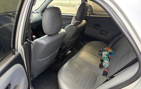 Mitsubishi Carisma I, 2003 год, 350 000 рублей, 13 фотография