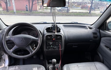 Mitsubishi Carisma I, 2003 год, 350 000 рублей, 14 фотография