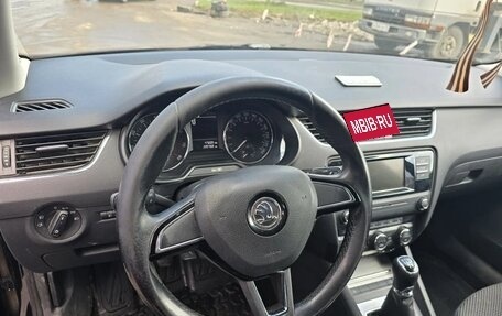 Skoda Octavia, 2015 год, 1 250 000 рублей, 7 фотография