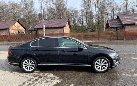 Volkswagen Passat B8 рестайлинг, 2017 год, 2 490 000 рублей, 5 фотография