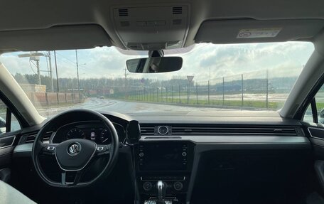 Volkswagen Passat B8 рестайлинг, 2017 год, 2 490 000 рублей, 9 фотография