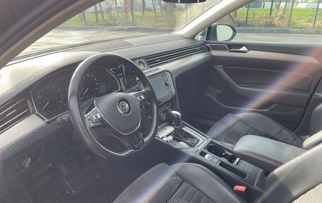 Volkswagen Passat B8 рестайлинг, 2017 год, 2 490 000 рублей, 8 фотография