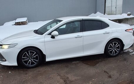 Toyota Camry, 2019 год, 2 340 000 рублей, 6 фотография