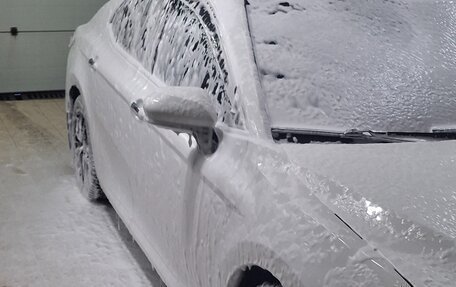 Toyota Camry, 2019 год, 2 340 000 рублей, 18 фотография