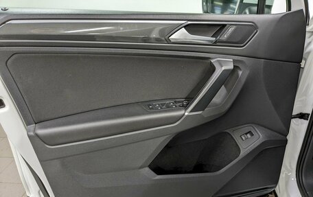 Volkswagen Tiguan II, 2017 год, 2 750 000 рублей, 11 фотография