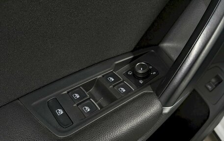 Volkswagen Tiguan II, 2017 год, 2 750 000 рублей, 12 фотография