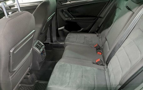 Volkswagen Tiguan II, 2017 год, 2 750 000 рублей, 16 фотография