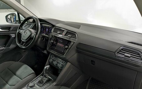 Volkswagen Tiguan II, 2017 год, 2 750 000 рублей, 20 фотография